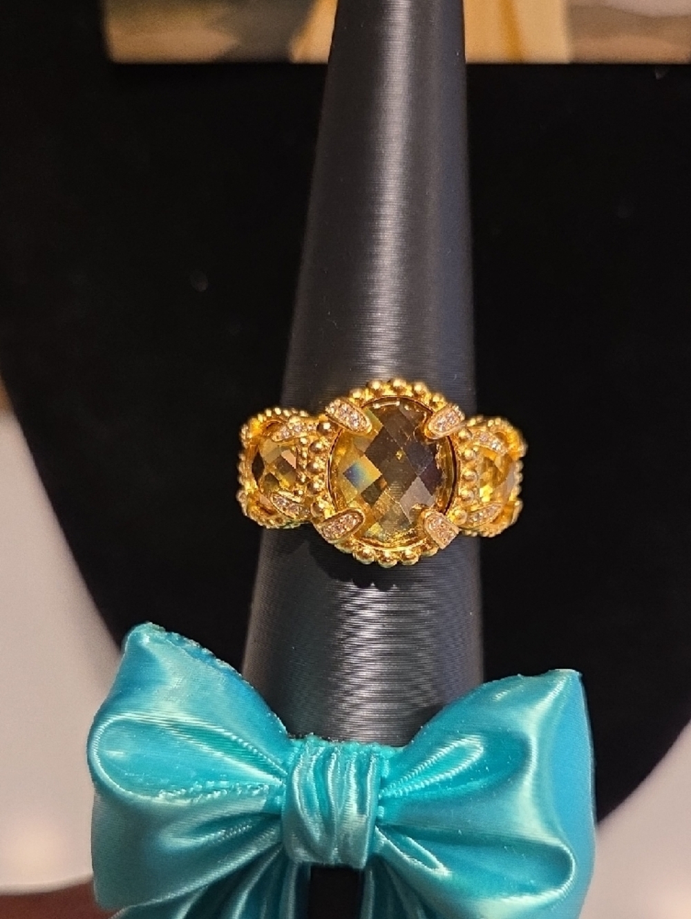 Freda Rothman Gold Crystal Cocktail Ring - Picture 2 of 9